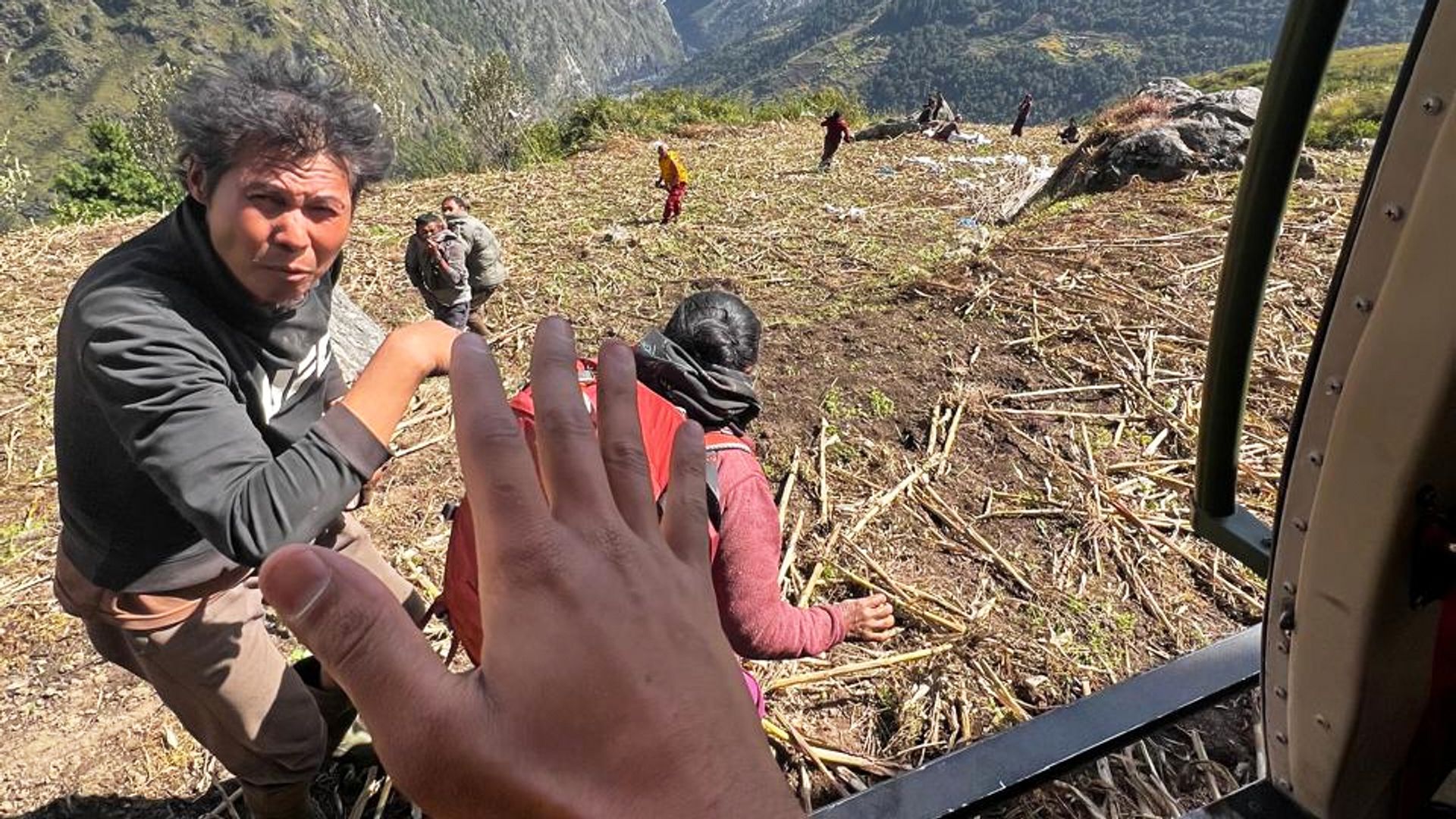 Nepal'de Ani Sel: Evler Yıkıldı, Tahliye Başladı