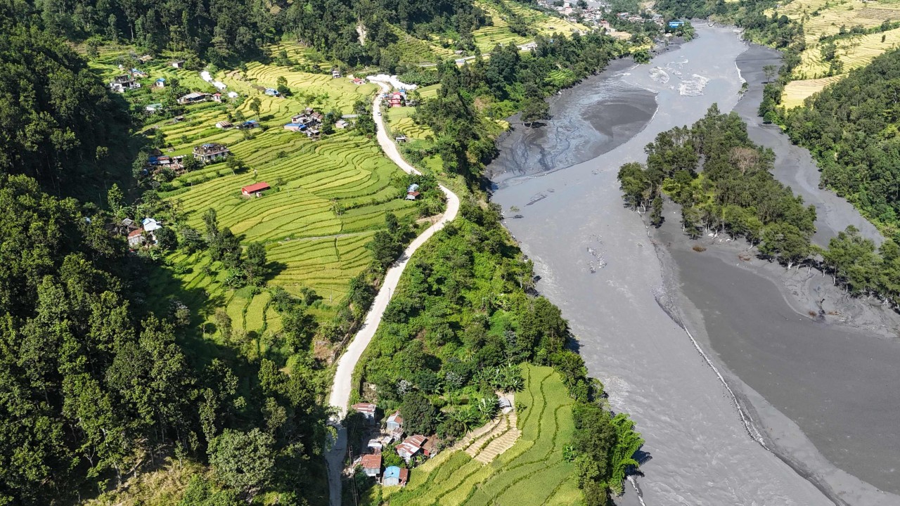 Nepal'de bitmeyen felaket döngüsü: Çığ, sel ve toprak kaymaları