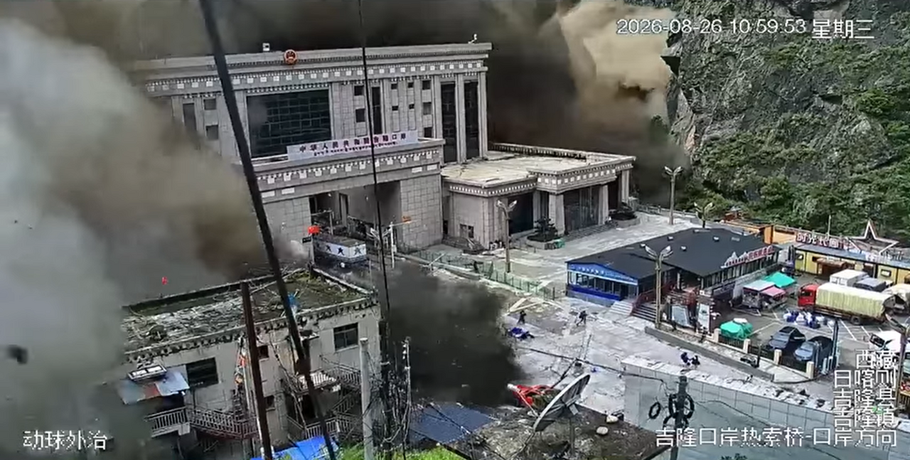 Nepal-Çin Sel Felaketinde Can Kaybı 1.270'i Aştı