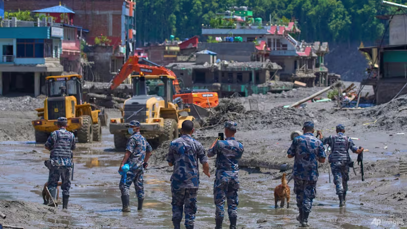 Nepal ve Çin'deki sel felaketinde kayıp sayısı 3 bine yaklaştı