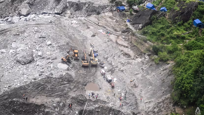 Nepal'in Hidroelektrik Hedefleri İklim Gerçekleriyle Sınanıyor