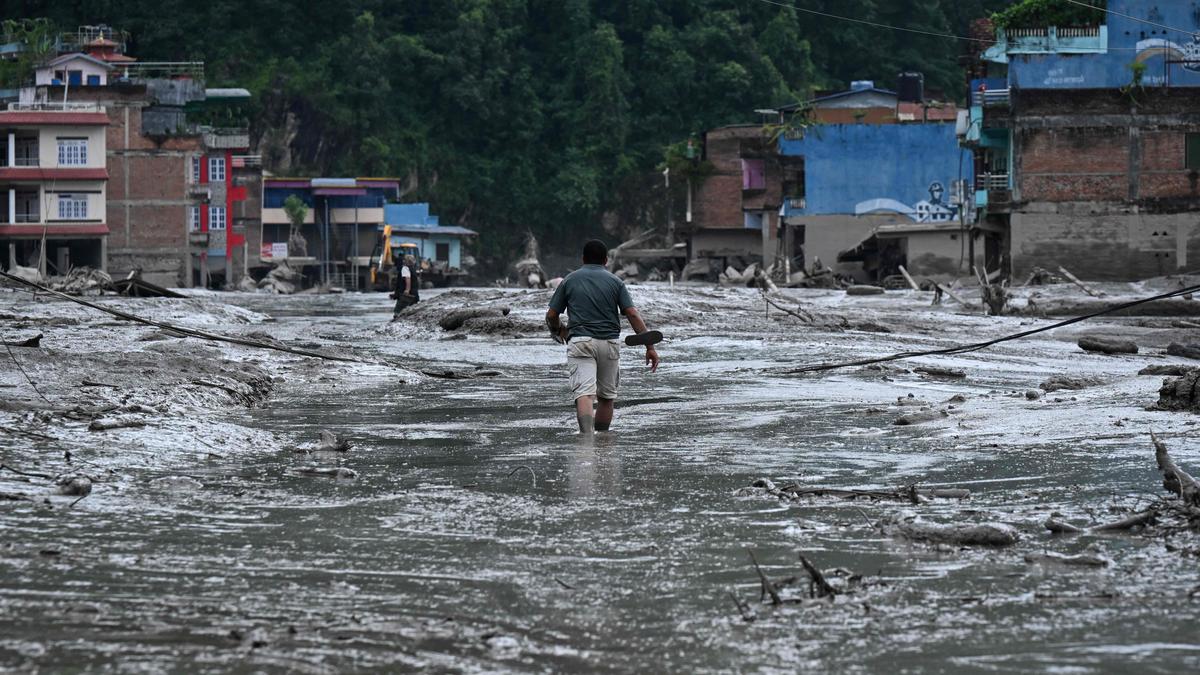 Nepal'deki sel felaketinde 34 Avustralyalı kayıp