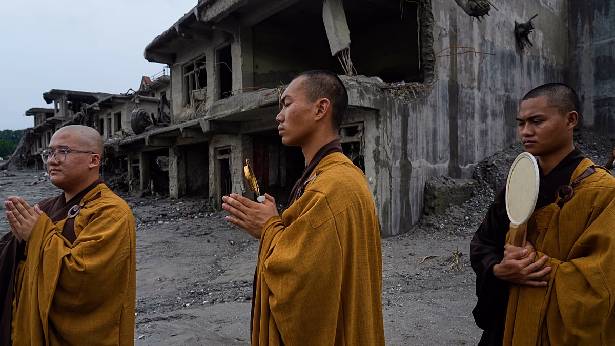 Nepal'de sel felaketi: 1.300 ölü, 900 kayıp işçi