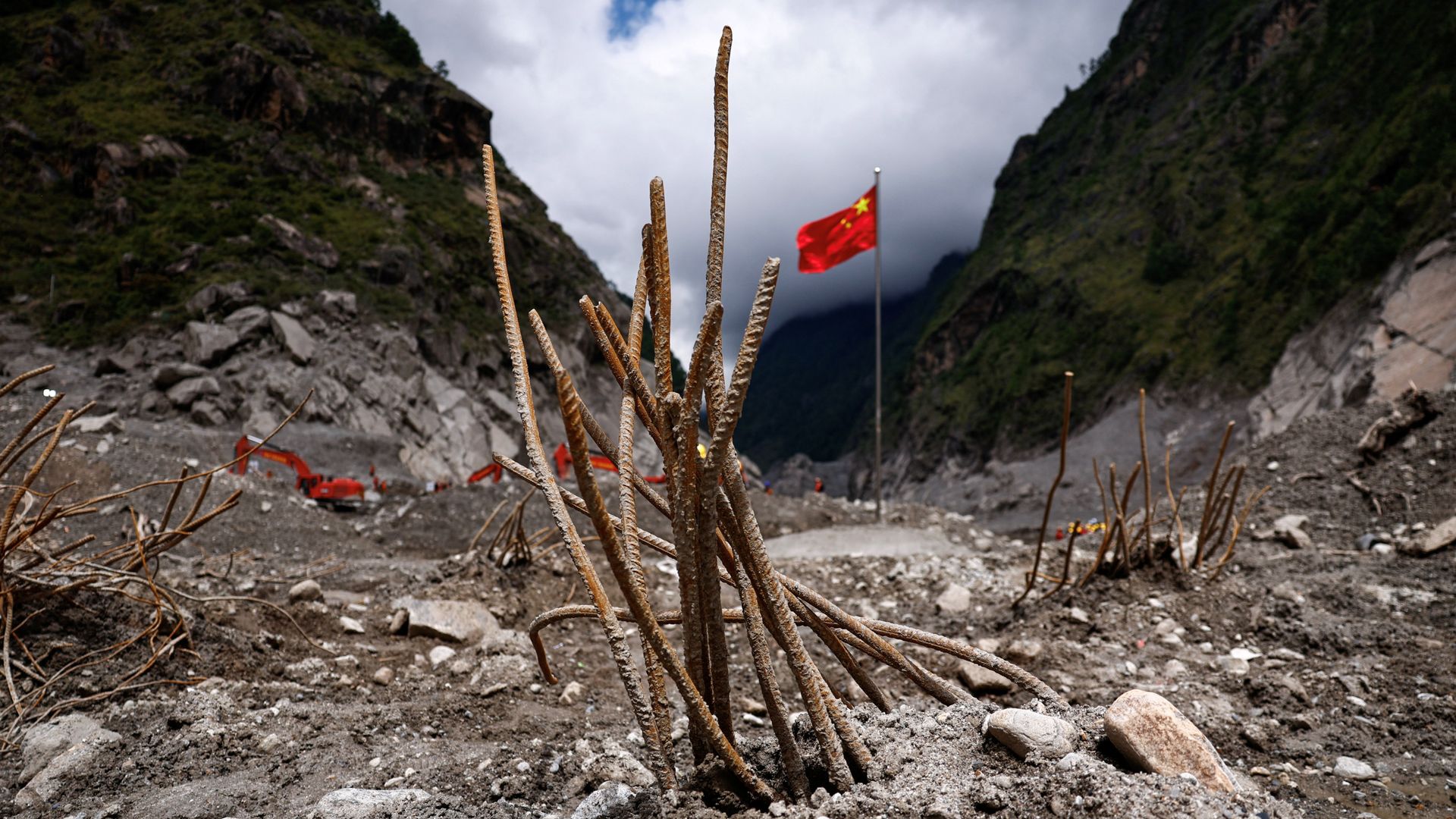 Nepal'de sel felaketi: Çin 43 ölü, 519 kayıp açıkladı