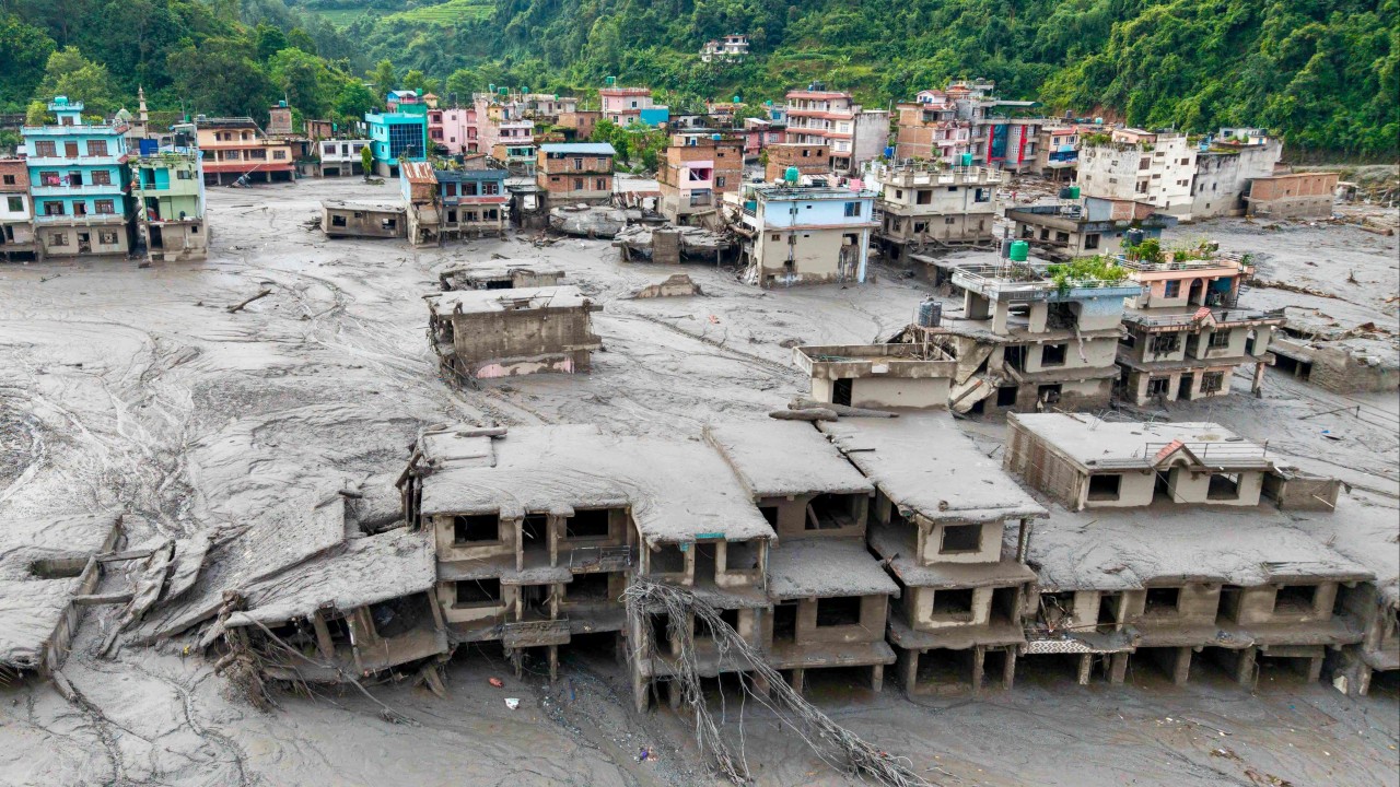 Nepal'deki Sel Felaketi Sonrası Gençler İklim Kaygısıyla Mücadele Ediyor