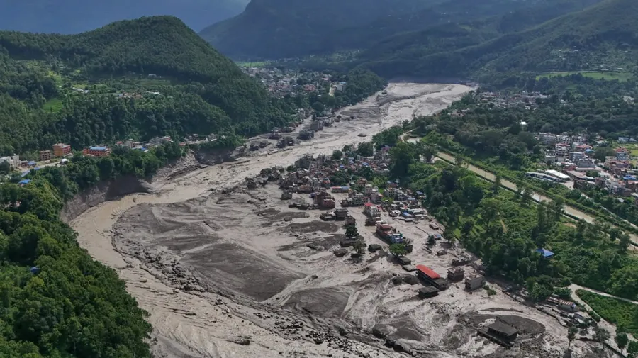 Nepal'deki sel felaketinde kayıplar arasında onlarca Amerikalı var