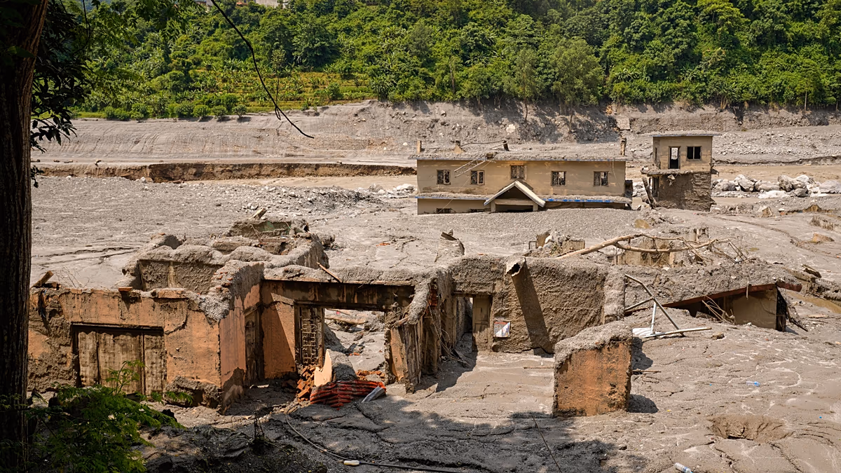 Nepal'deki Sel Felaketinde Kayıp Yabancı Sayısı 473'e Ulaştı