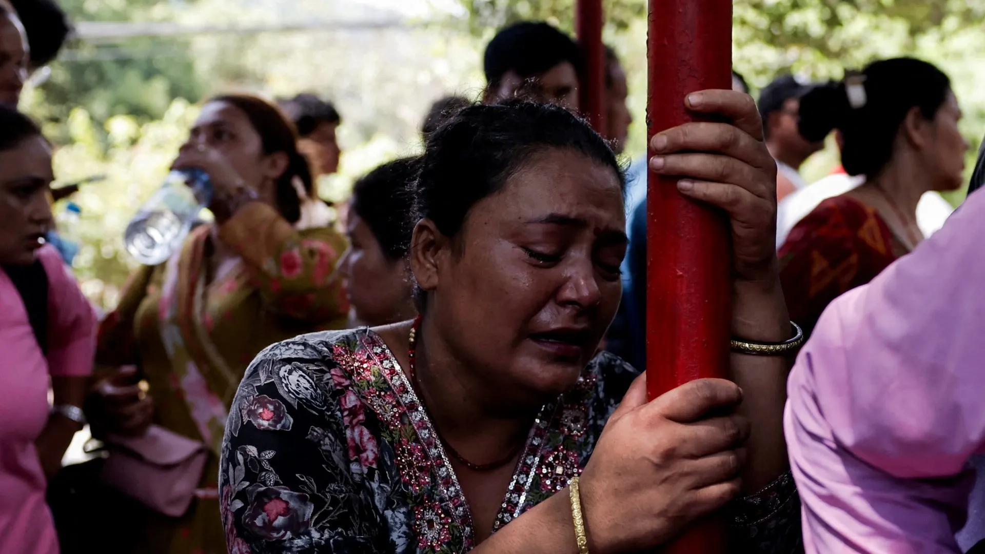 Nepal'de Sel Felaketi: Kurtarma Ekipleri Kayıpları Arıyor
