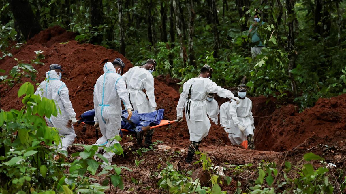 Nepal'de sel felaketi: Ölü sayısı 788'e yükseldi, 100 kişi tünellerde mahsur