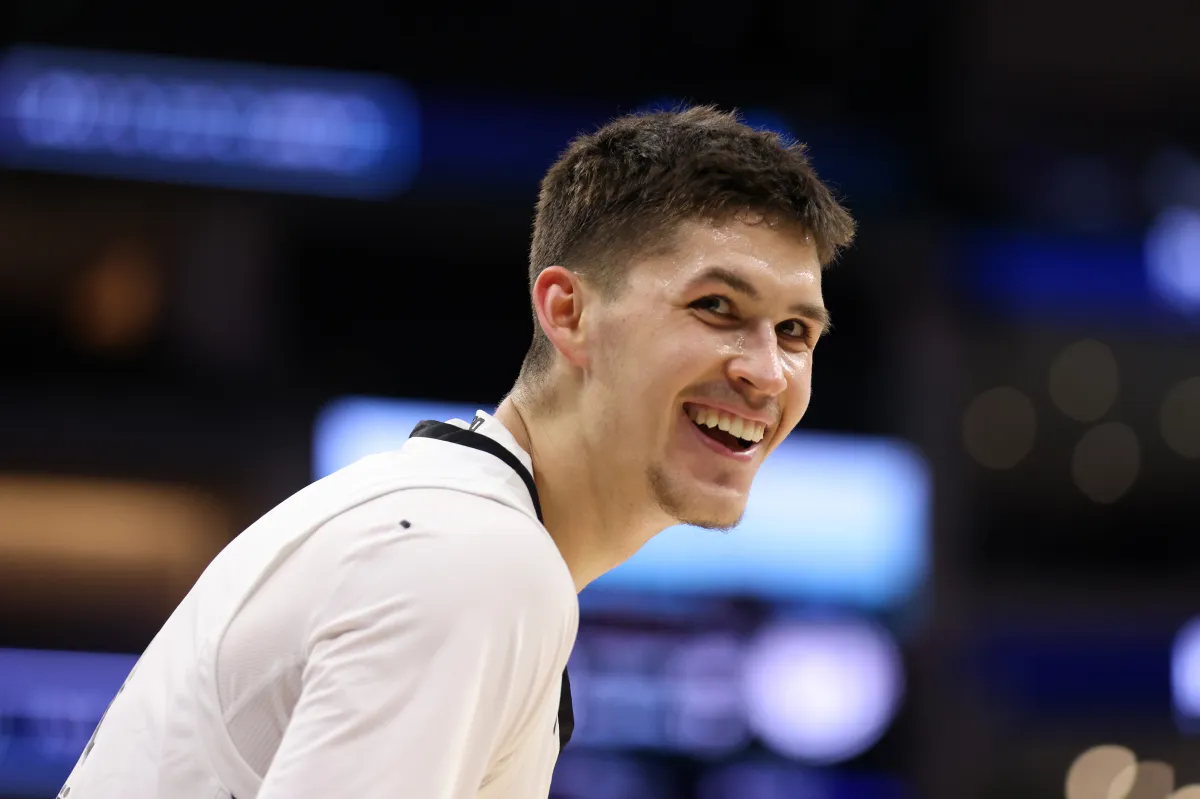 Nets'in Genç Yıldızı Egor Demin Yaz Ligi'nde Parlıyor