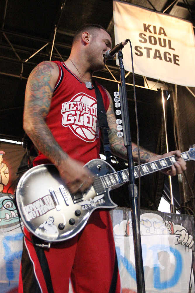 New Found Glory'nin kurucu gitaristi Chad Gilbert 45 yaşında hayatını kaybetti