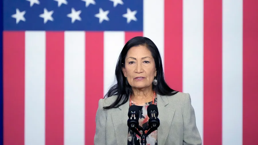 New Mexico Valilik Seçiminde Haaland Demokrat Adaylığı Kazandı