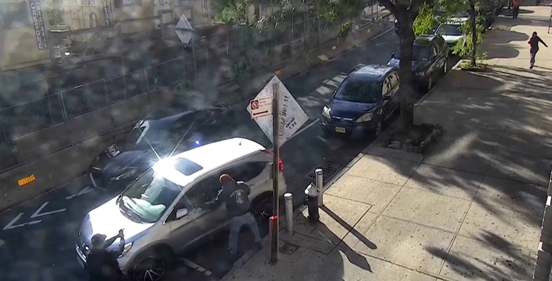 New York'ta ICE Ajanlarının Ateş Açtığı Anlar Kamerada