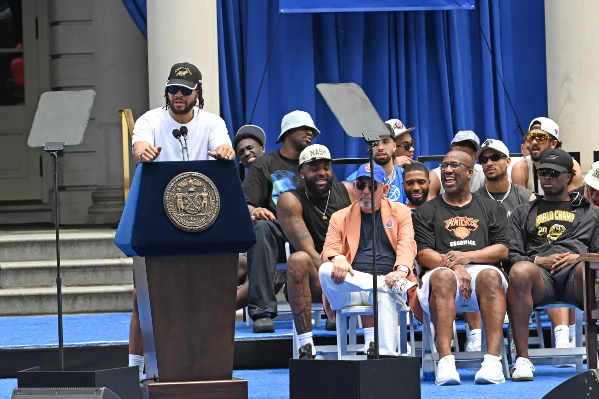 New York Knicks'in Şampiyonluk Savunması Sönük Başladı