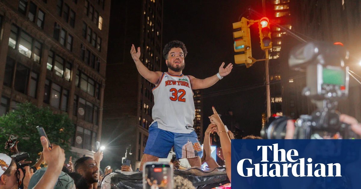 Tarihi geri dönüş: Knicks New York'u salladı