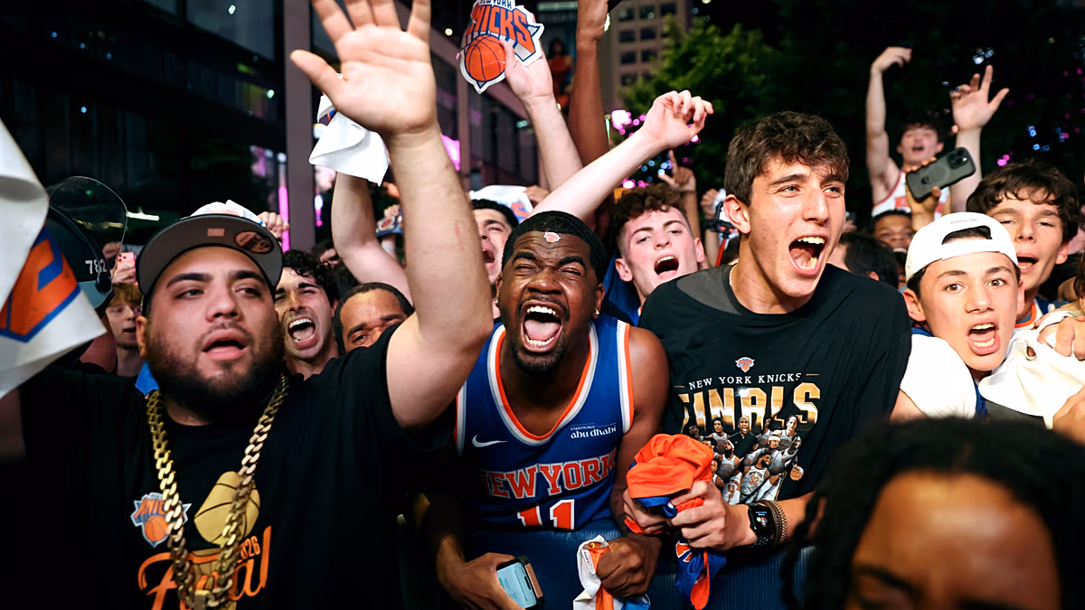 New York sokakları coştu: Knicks 51 yıl sonra NBA şampiyonu