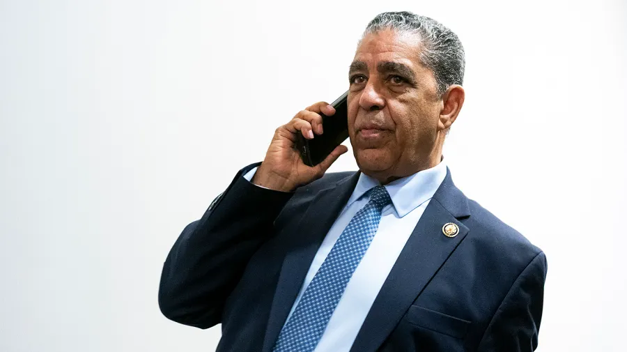 New York'ta Mamdani destekli aday, Espaillat'ı devirdi