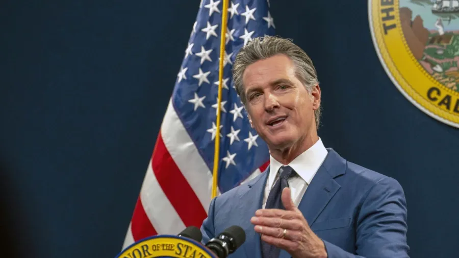 Newsom: Her Zaman 'İsyancı' Bir Zihniyete Sahip Oldum