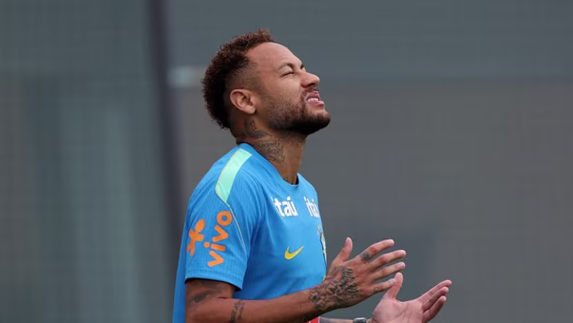 Neymar Brezilya'ya Dönüyor: İskoçya Maçı Öncesi Sürpriz Gelişme