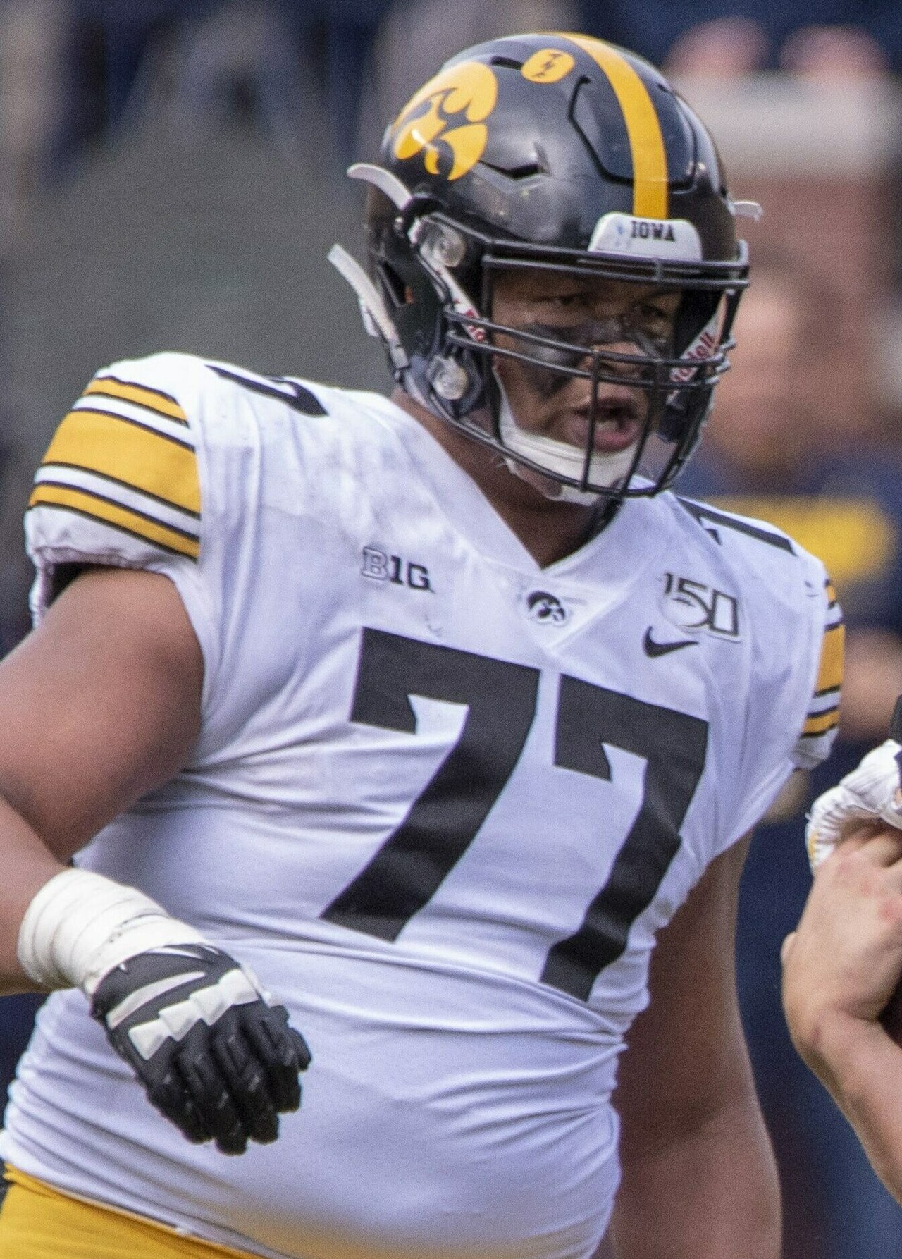 NFL, Alaric Jackson'ın Cezasını İndirdi