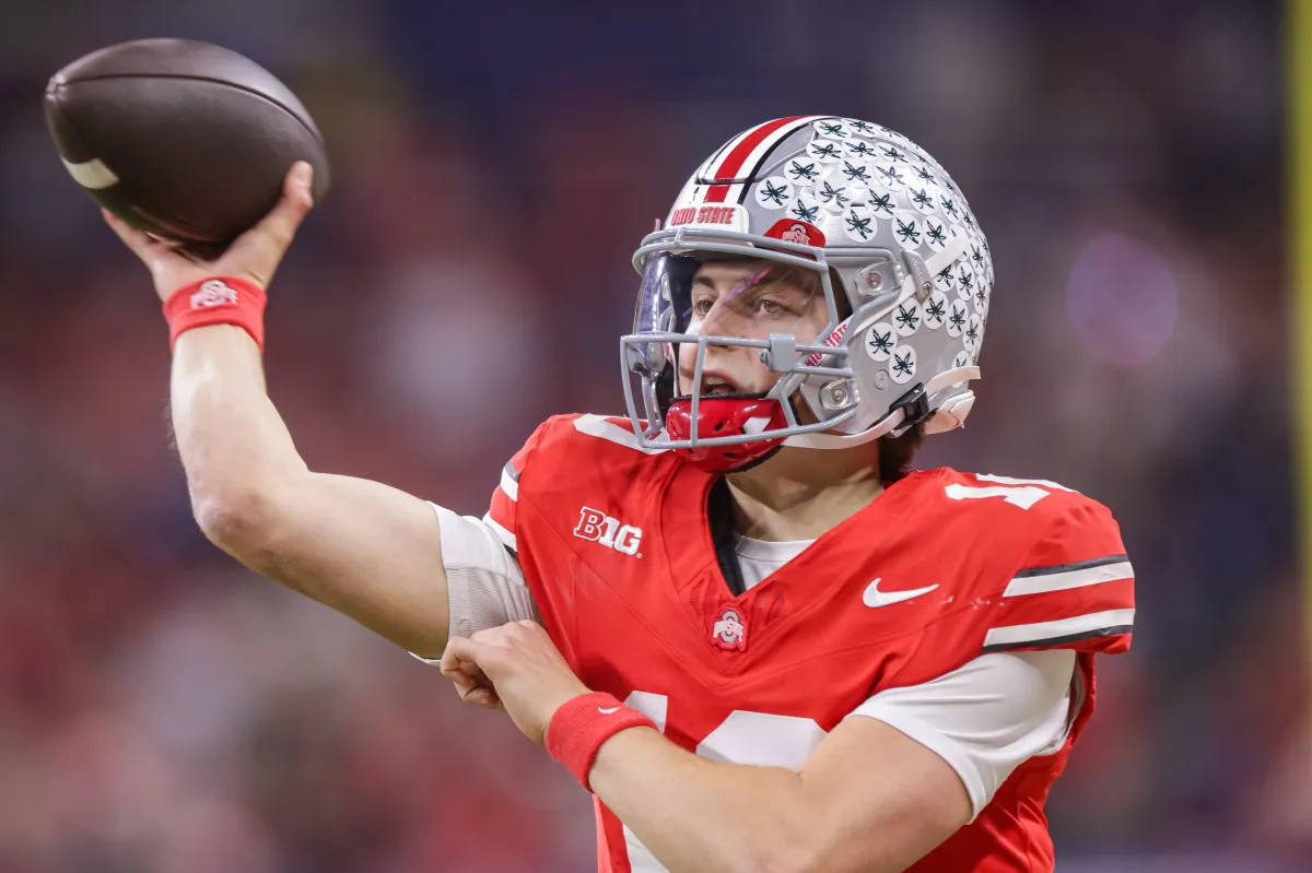 NFL İzcileri, Ohio State QB Julian Sayin'a Şüpheyle Yaklaşıyor: 2 Neden