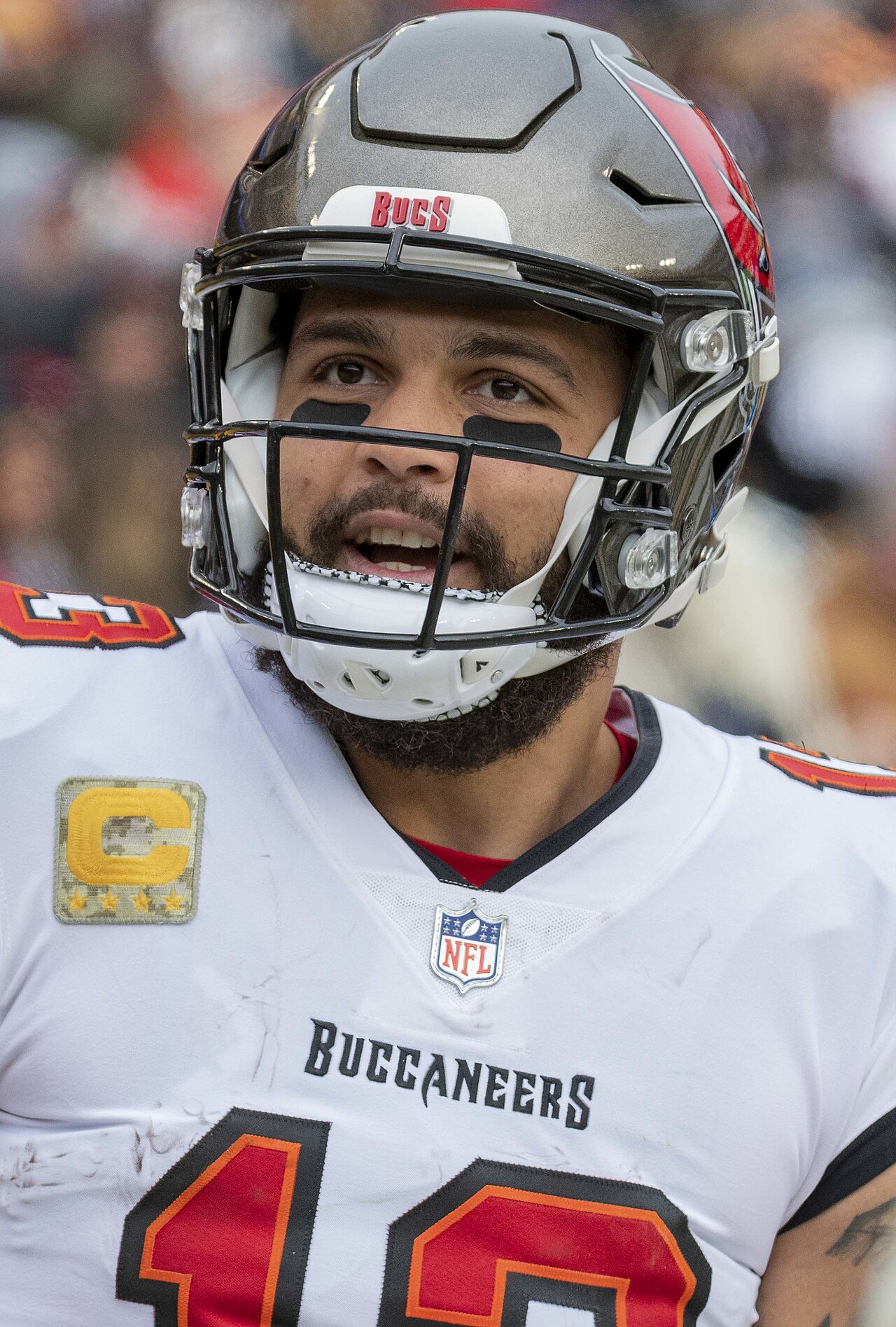 NFL'de Mike Evans Ortak Antrenmanda Sahaya Döndü