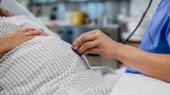 NHS liderleri: Doğum bakımı kurumu 'amacına uygun değil