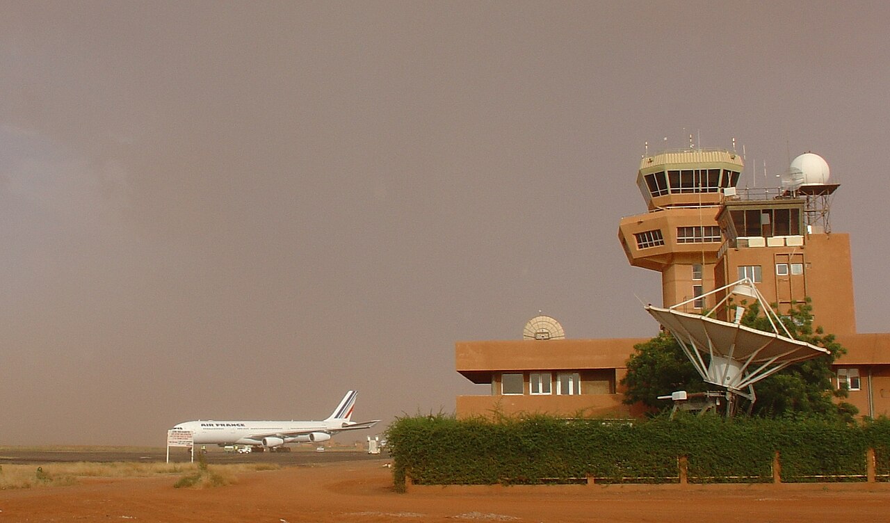 Nijer'de Niamey Havalimanı'na Saldırı: 11 Asker ve 2 Sivil Öldü