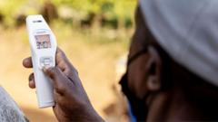 Nijerya'nın ilk Ebola hastası Uganda'da tatil yapmış