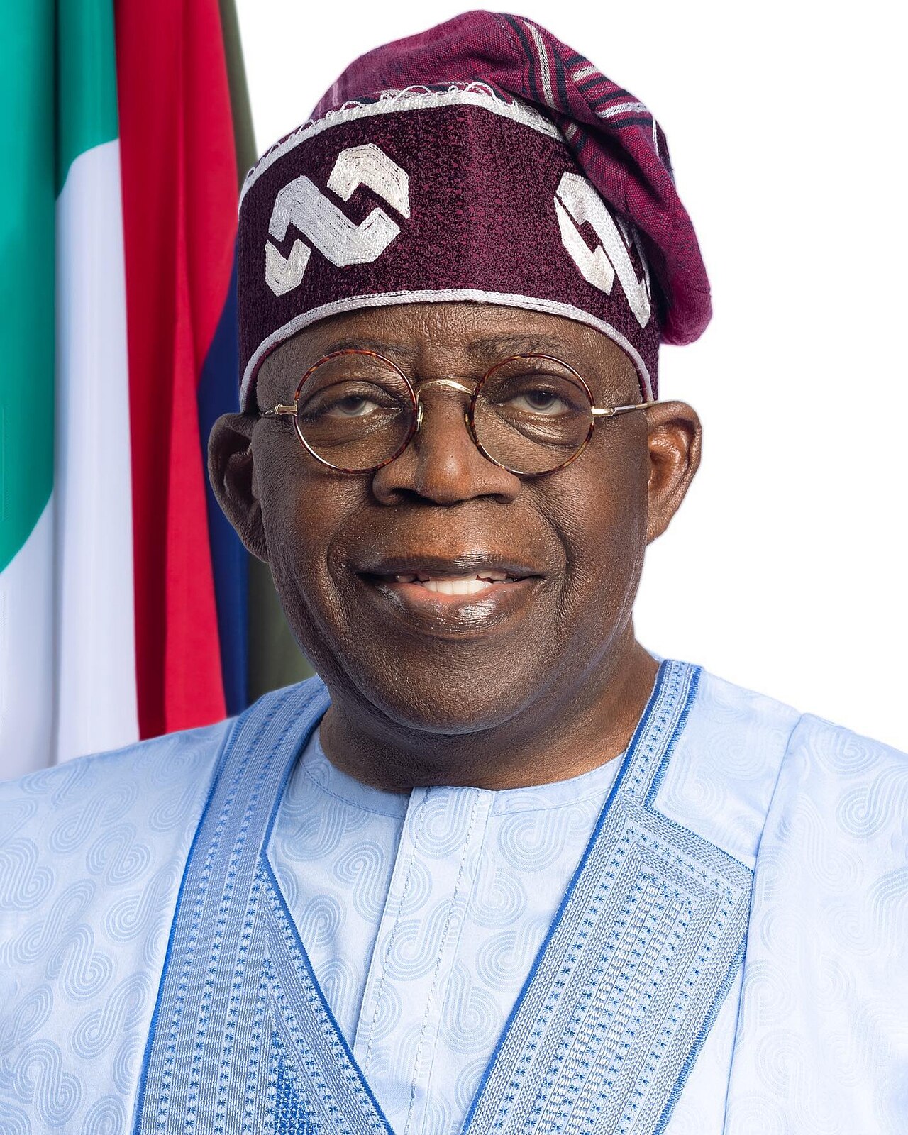 Nijerya'da Seçim Maratonu Başlarken Tinubu'nun Yeniden Adaylığı Partisini Sınava Sokuyor