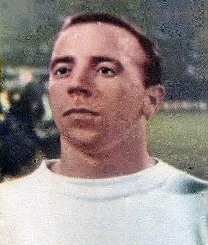 Nobby Stiles'ın ölümü: Tekrarlanan kafa vuruşları beyin hastalığına yol açtı