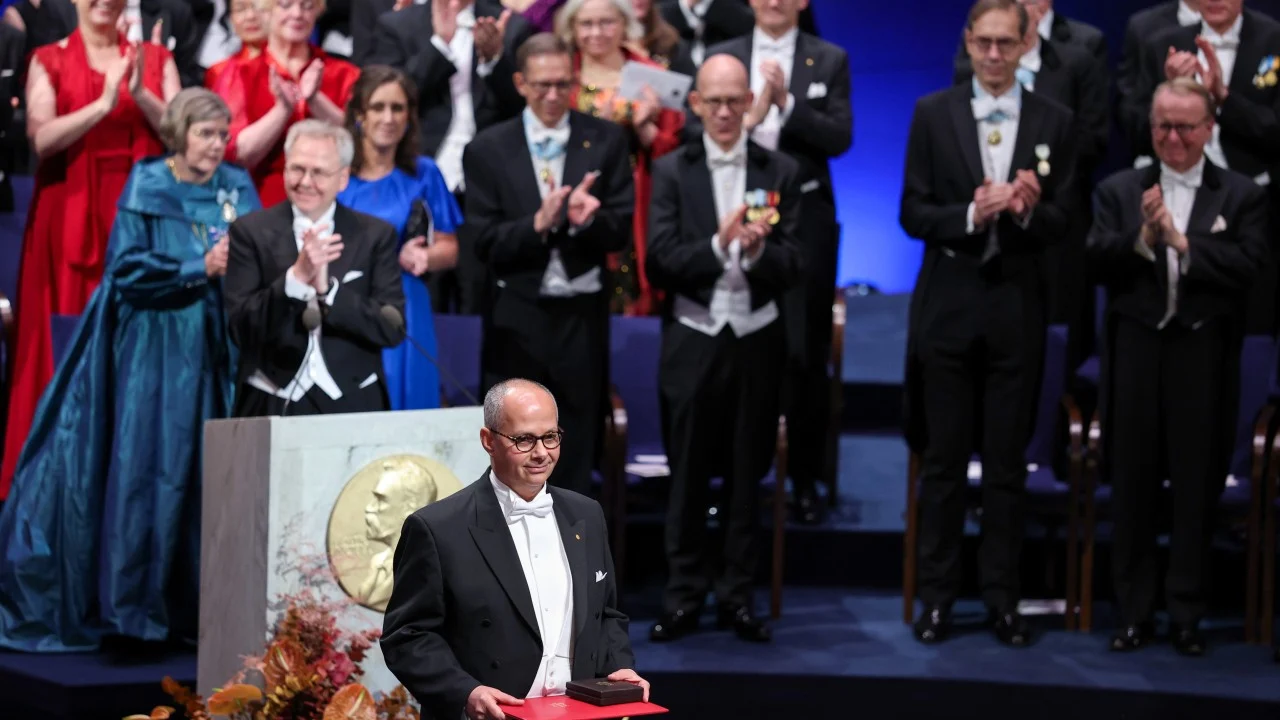Nobel ödüllü bilim insanı Yaghi, ABD'den Çin'e geçti