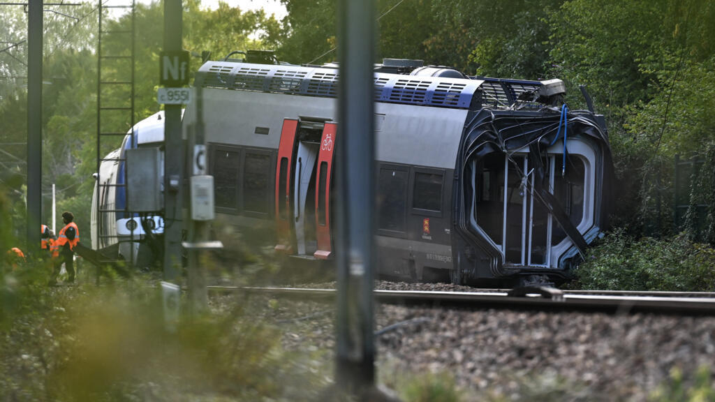 Normandiya'da Tren Raydan Çıktı: Sabotaj Şüphesi