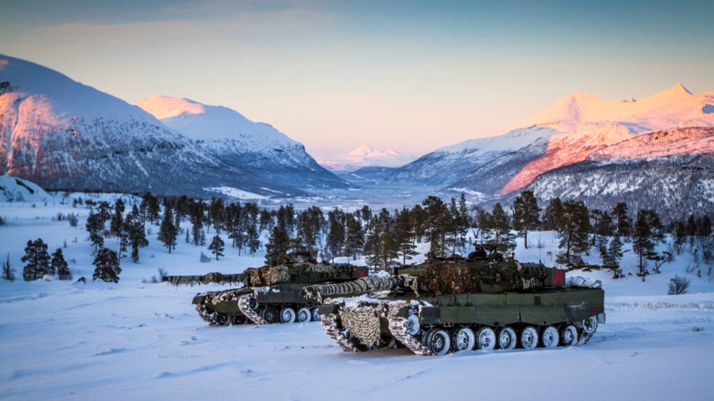 Norveç NATO'ya Hem Model Hem Uyarı Sunuyor