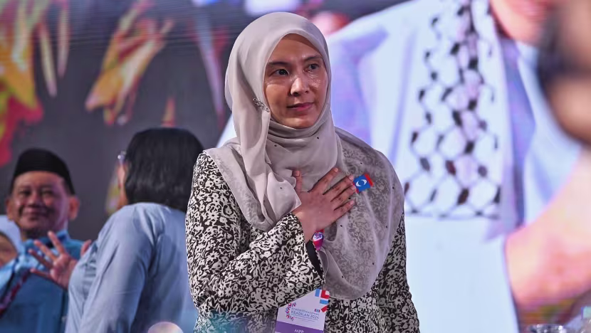 Nurul Izzah, PKR Genel Başkan Yardımcılığından Ayrıldı: Anwar'ın Kızının Geleceği Ne Olacak