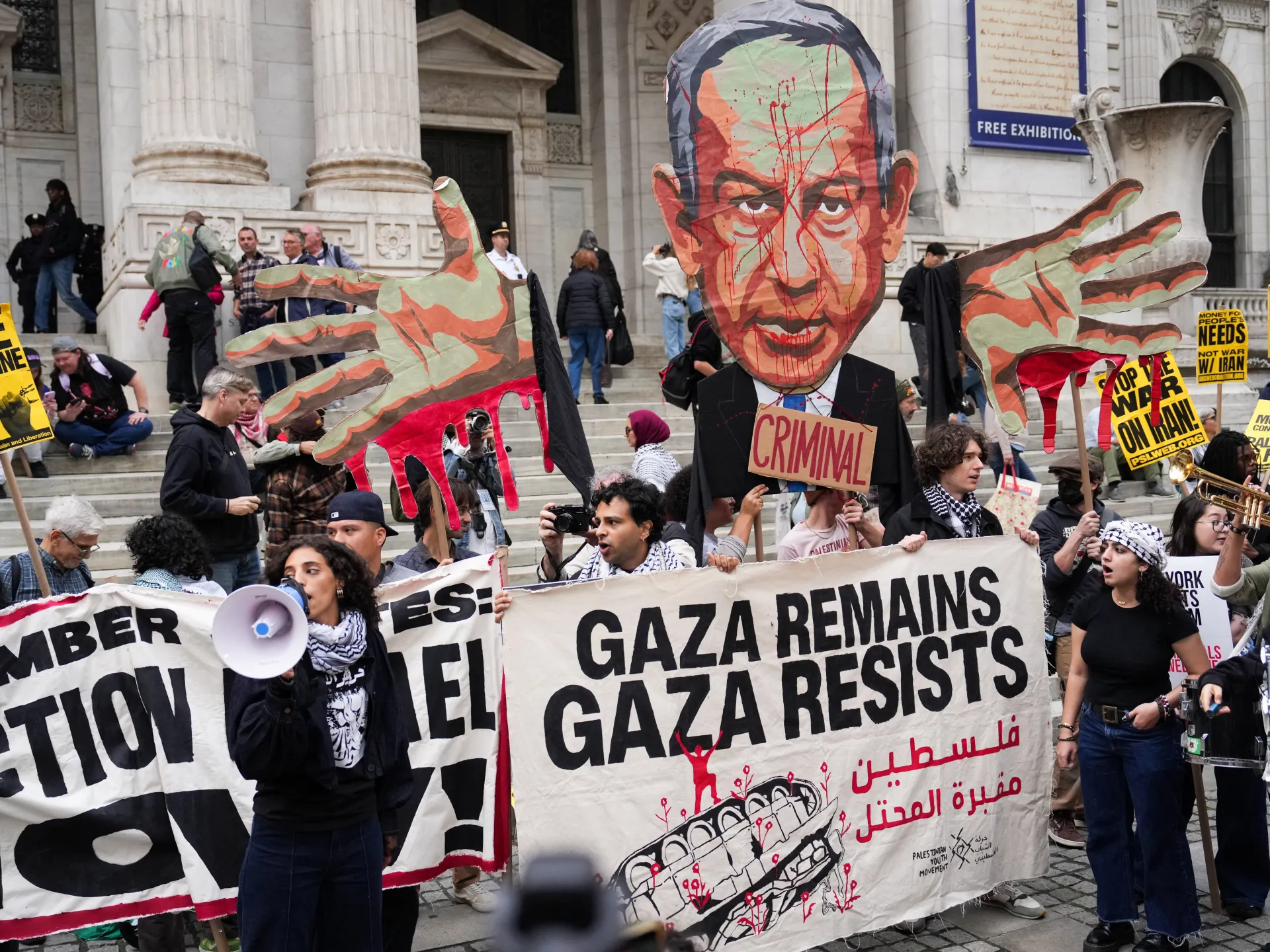 NYC Polisi Susan Sarandon ve Diğer Ünlüleri Netanyahu Protestosunda Gözaltına Aldı