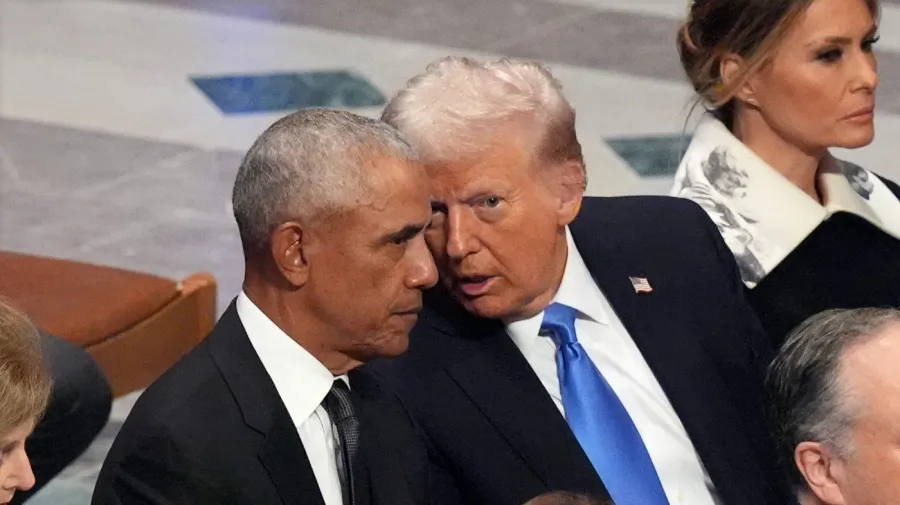 Obama'dan Trump'a 'kafasında bir süit' benzetmesi