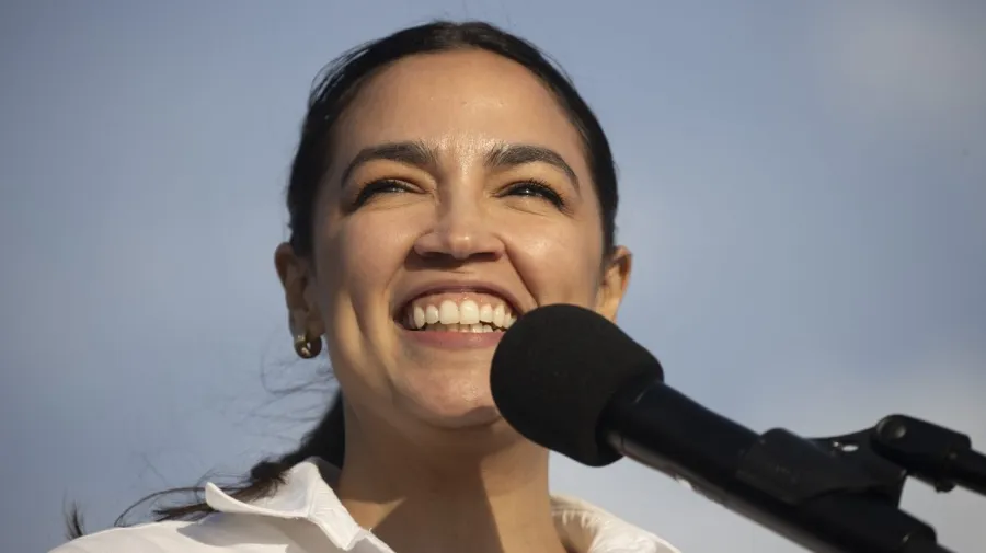 Ocasio-Cortez: Trump’ın Seçim Konuşması Yayınlanmasın