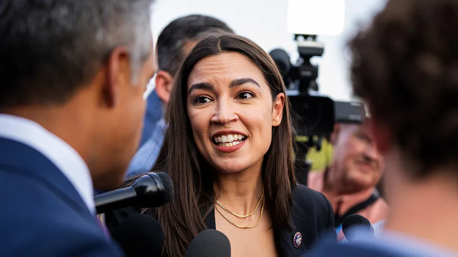 Ocasio-Cortez yumurta dondurma kararını açıkladı