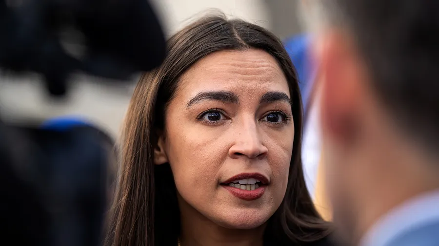 Ocasio-Cortez yumurta dondurma sürecini anlattı: 'Kişisel olan politiktir