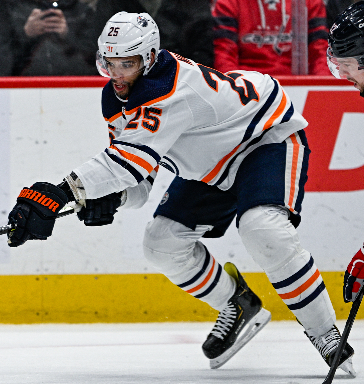 Oilers Savunmacısı Darnell Nurse İçin İki Net Favori