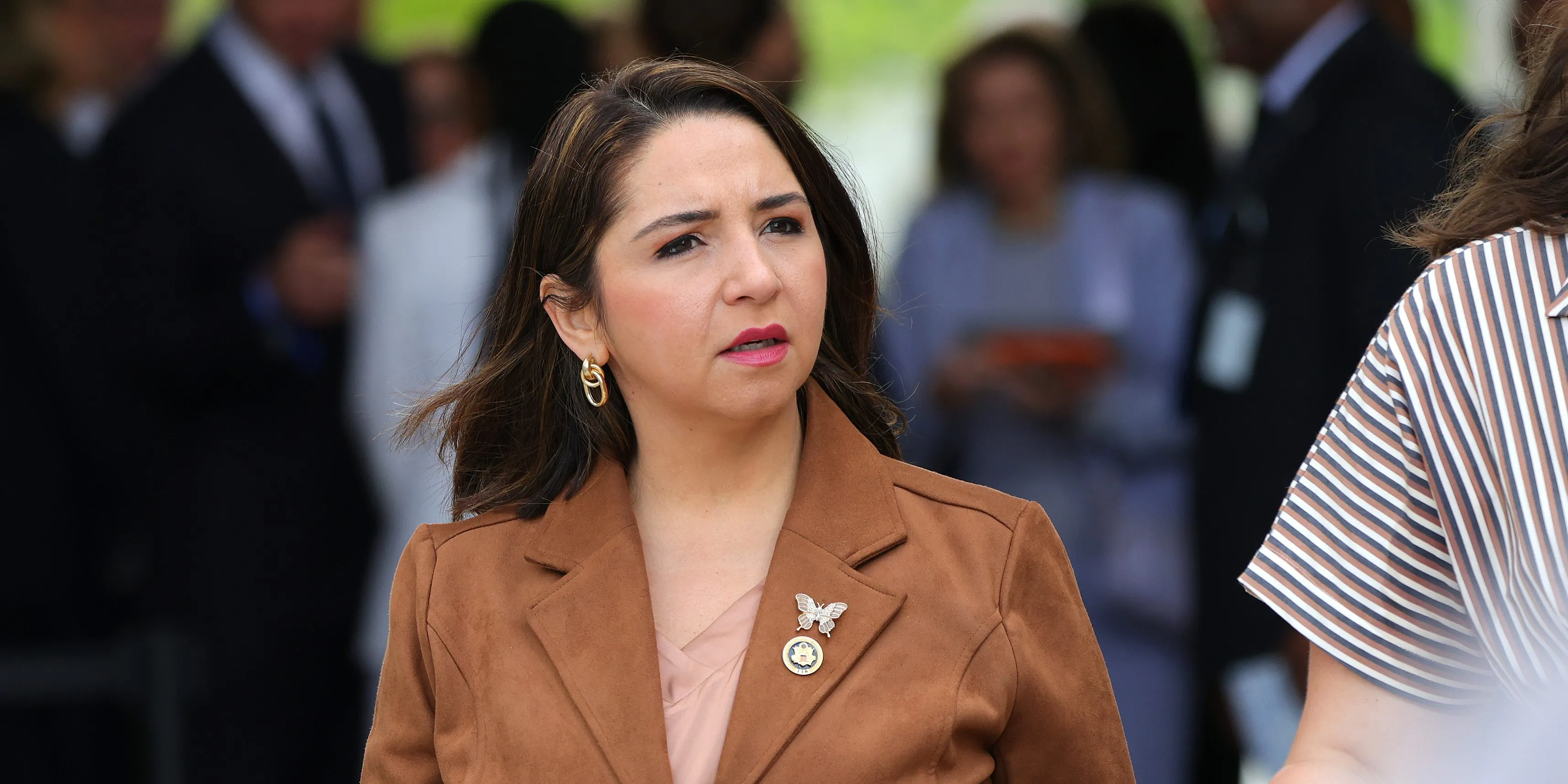 Ölümcül ICE Baskınlarının Ardından Demokratlar Yavaş Kalıyor