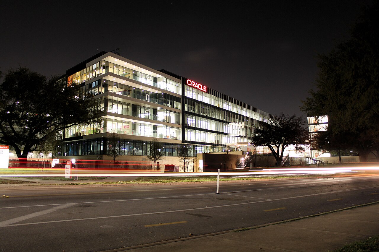 Oracle, yapay zeka stratejisiyle veri merkezi gelirini artırdı