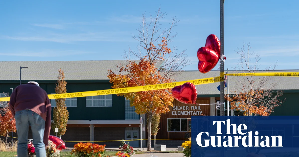 Oregon'da ilkokula silahlı saldırı: 4 ölü