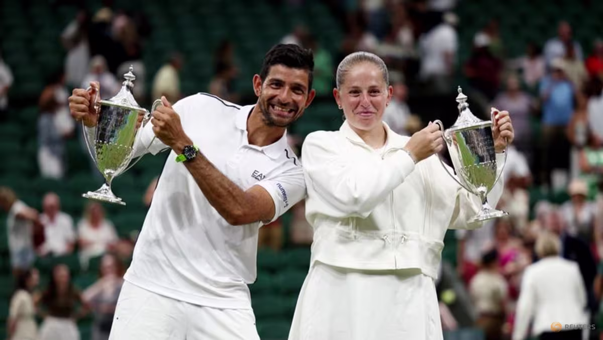 Ostapenko ve Arevalo'dan Wimbledon karma çiftler zaferi