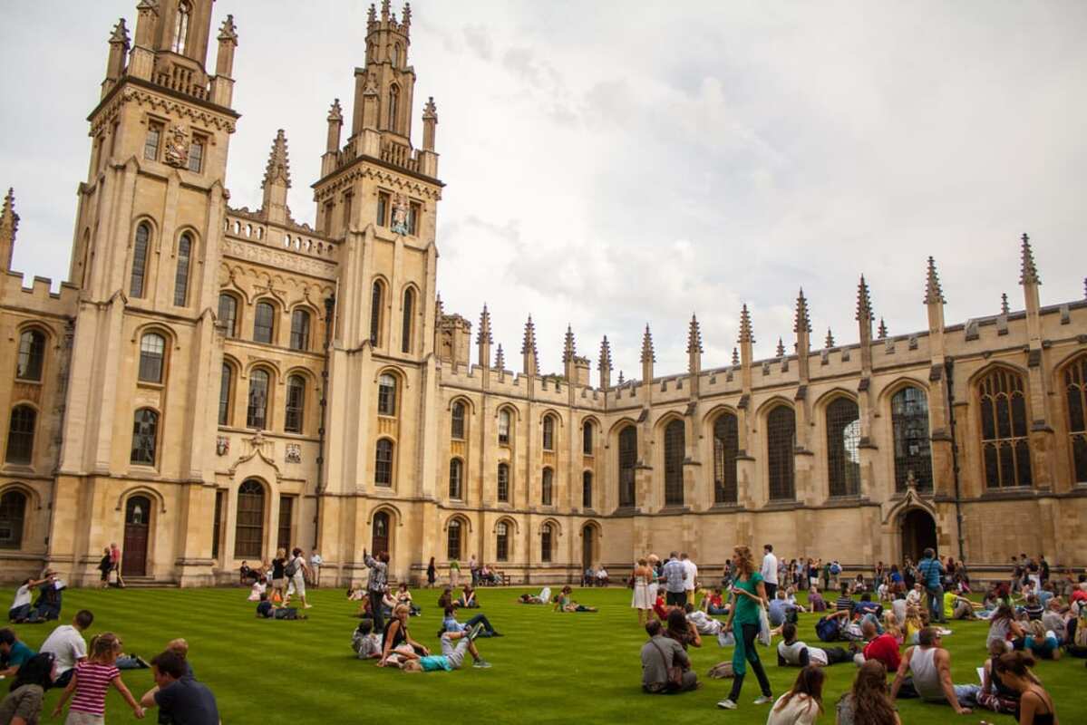 Oxford'daki Emir Abdülkadir Kürsüsü Batı ile Arap Dünyasını Nasıl Birleştirecek