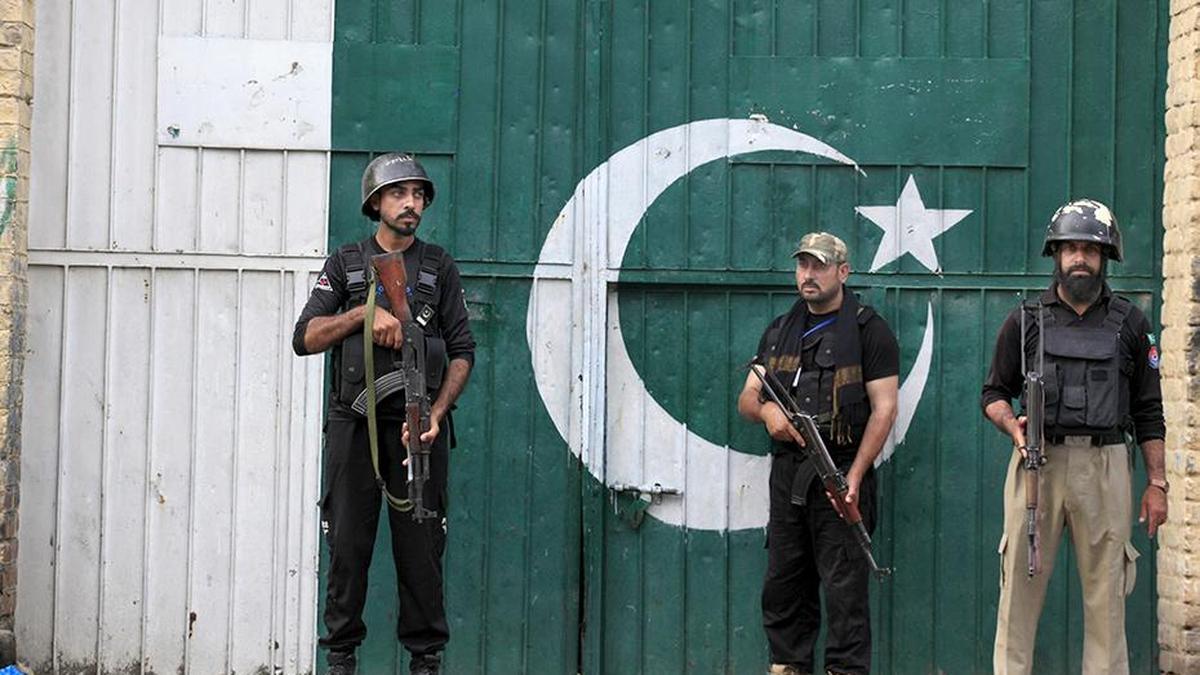 Pakistan: 18 Terörist Öldürüldü