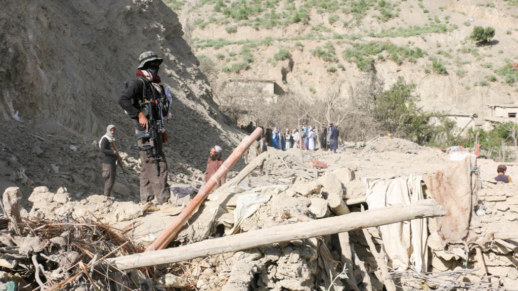 Pakistan'ın Afganistan'daki Hava Saldırılarında 36 Sivil Öldü