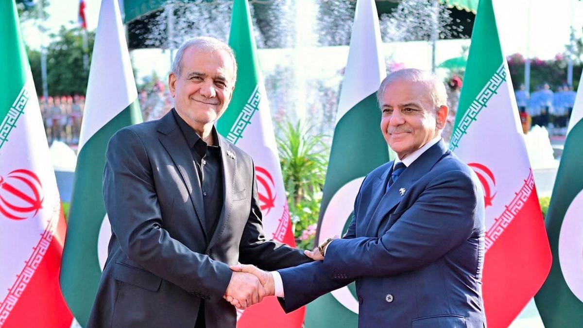 Pakistan, Batı Asya'da barış için umutlu olduğunu söyledi