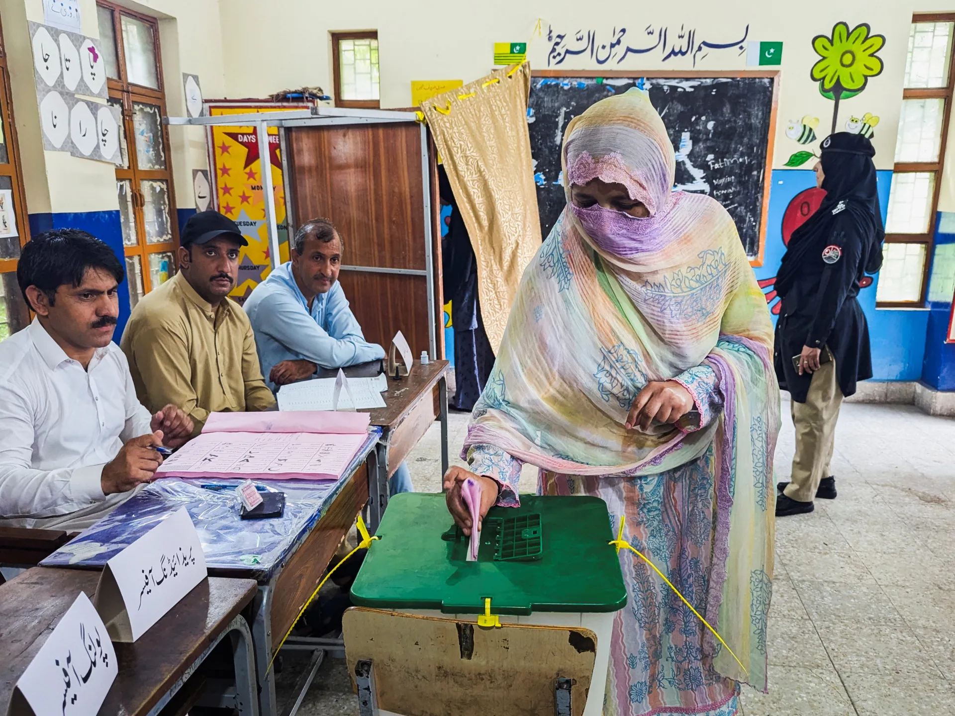 Pakistan yönetimindeki Keşmir'de seçim gölgesinde protestolar ve boykot